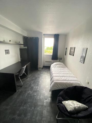 Studio meublé rénové en 2025 - LILLE