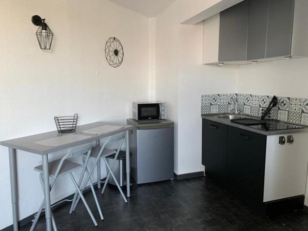 Studio meublé rénové en 2025 - LILLE