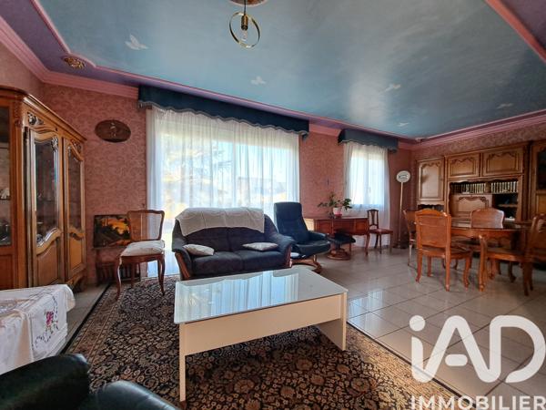 Maison à vendre 7 pièces 128 m² Yvré-l'Évêque