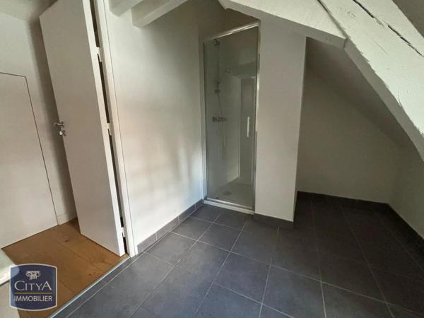 Appartement à louer 2 pièces Cambrai (59400)