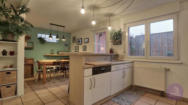 Erstein (67150) Erstein - maison 5 pièces 118.96 m² / 138.15 au sol - terrasse, cours et jardin