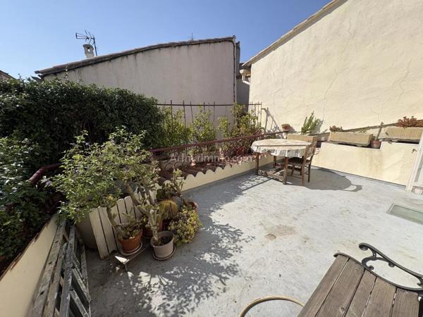 Vente                                                      Maison de ville
                        
                     4 pièces                      120 m2                     à Martigues