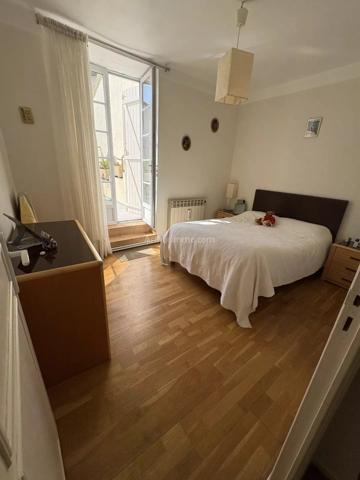 Vente                                                      Maison de ville
                        
                     4 pièces                      120 m2                     à Martigues