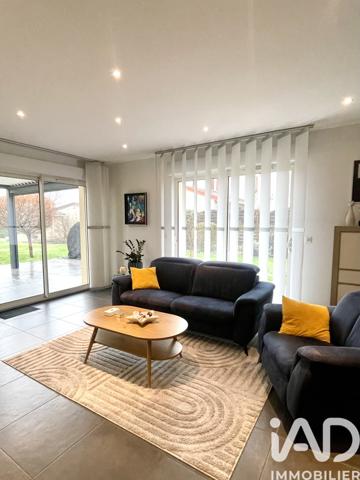 Maison à vendre 8 pièces 183 m² Villecresnes