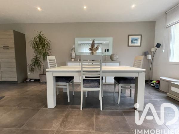 Maison à vendre 8 pièces 183 m² Villecresnes