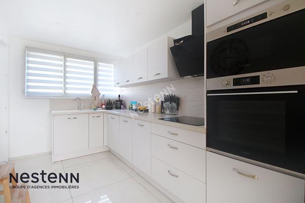 Appartement Rognac 3 pièces 81m² avec cave.