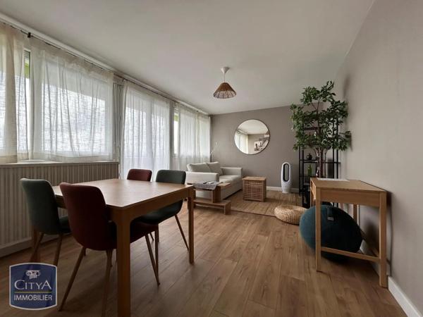 Appartement à louer 3 pièces 63.82m² Poitiers (86000)