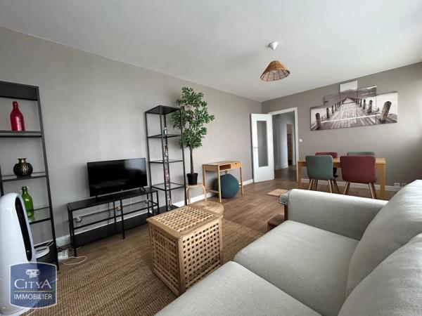 Appartement à louer 3 pièces 63.82m² Poitiers (86000)