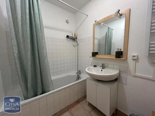 Appartement à louer 3 pièces 63.82m² Poitiers (86000)