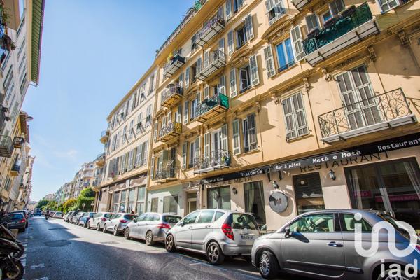 Immeuble à vendre 1 900 m² Nice