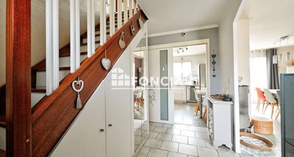 À vendre Maison 7 pièces 111 m² - Mantes-la-ville 78711