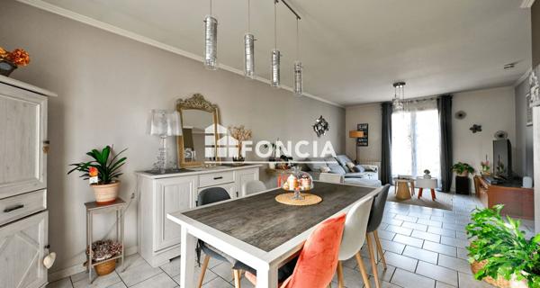 À vendre Maison 7 pièces 111 m² - Mantes-la-ville 78711