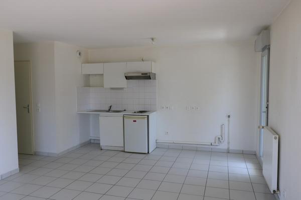 Appartement type 2 + parking + parking