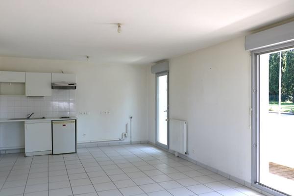 Appartement type 2 + parking + parking