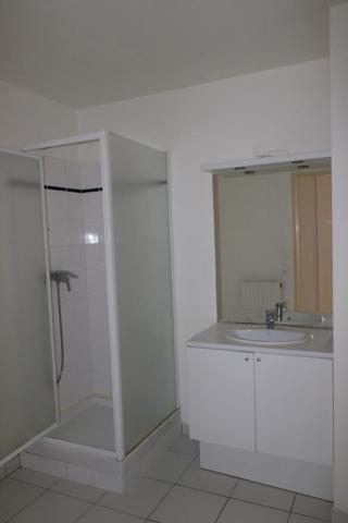 Appartement type 2 + parking + parking