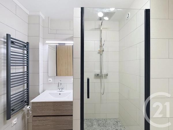 Appartement T4 à vendre  4 pièces - 66,82 m 2   BORDEAUX  - 33