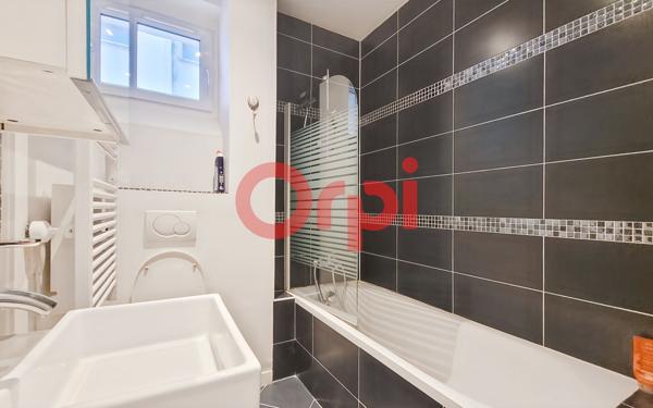 Appartement à vendre    2 pièces • 34,87 m2 Paris 12