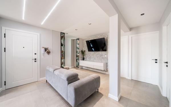 Appartement à vendre    4 pièces • 73 m2 Antibes