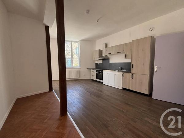 Immeuble à vendre  191 m 2   DOMFRONT EN POIRAIE  - 61