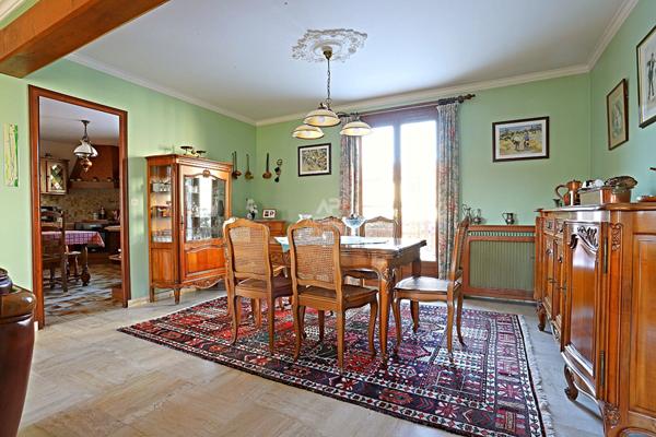 Maison Nanterre 7 pièce(s) 148 m2 €895 000 ** - Référence 15256