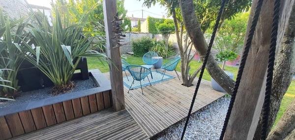 Spacieuse propriété avec le charme de l'ancien à Chagnolet.