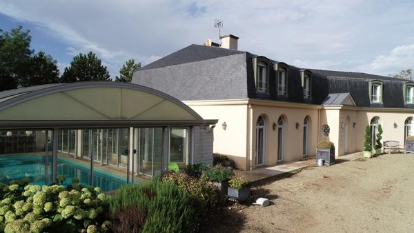 Dpt Seine et Marne (77), à vendre proche de MEAUX superbe propriété de 450 m2 sur terrain arboré de 2 herctares