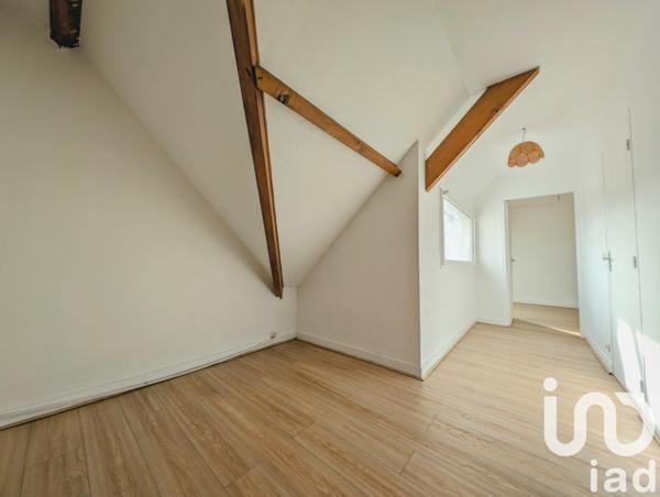 Duplex 3 pièces de 66 m² à Les Mureaux (78130)