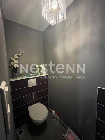 FAINS-VEEL - Maison de 105m² vaste séjour, deux chambres, jardin clos et garage.