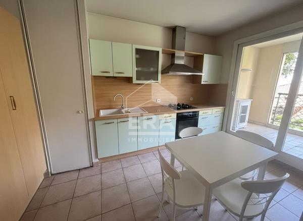 Appartement Ecully 4 pièce(s) 96 m2
