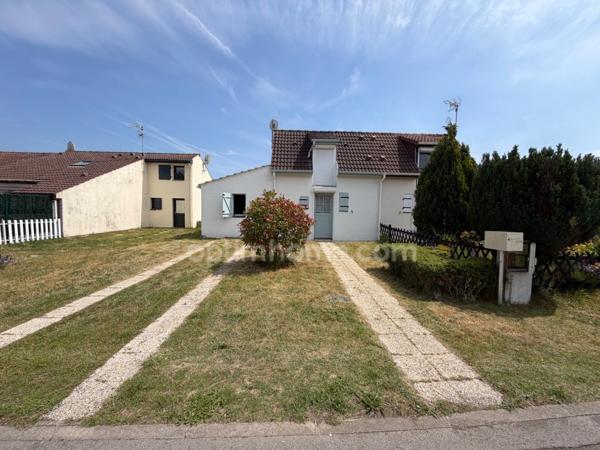 Charmante maison meublée à Sainte-Cécile-Plage – À seulement 1 km de la plage