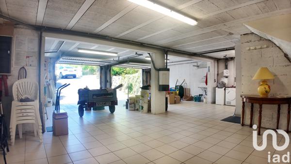 Maison à vendre 5 pièces 200 m² Saint-Jeoire-Prieuré