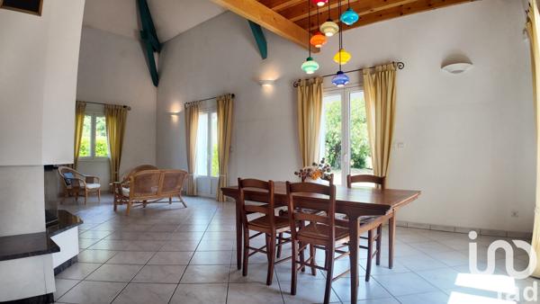 Maison à vendre 5 pièces 200 m² Saint-Jeoire-Prieuré