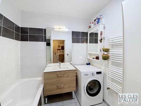 T4 avec balcon et garage double - Lyon 7 - Boulevard Yves Farge