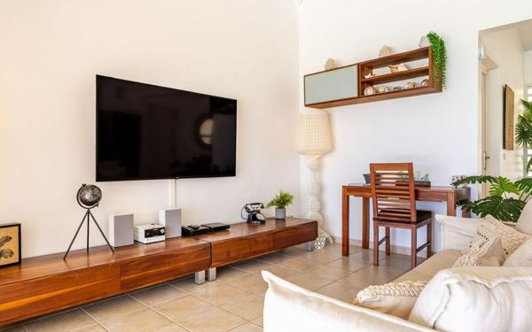 Maison à vendre    4 pièces • 138 m2 Grand-Bourg