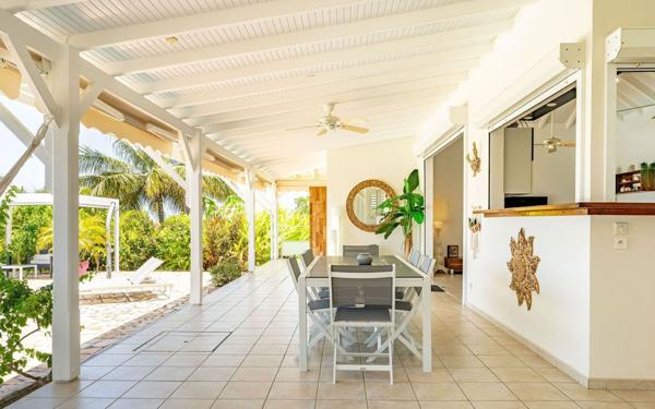 Maison à vendre    4 pièces • 138 m2 Grand-Bourg