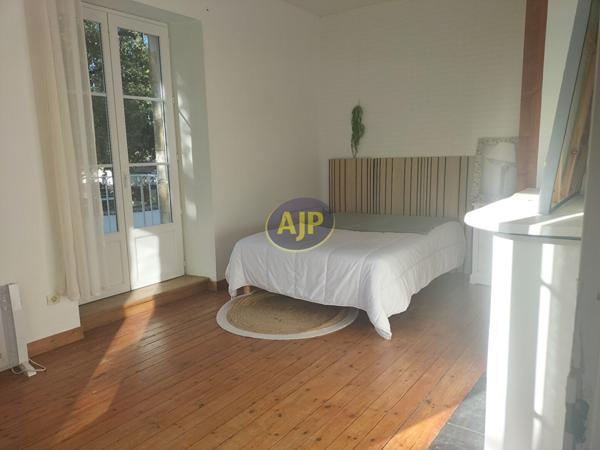 Vente maison Echillais : 319 000 € - AJP Immobilier Rochefort