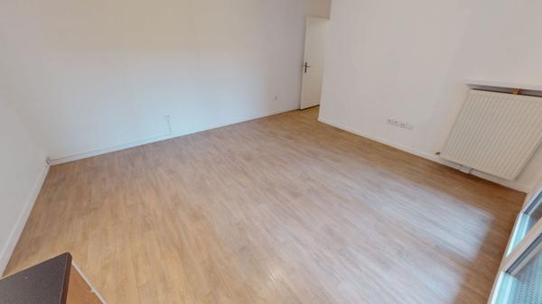 Appartement Ivry Sur Seine 4 pièces - 74 m2 avec loggia et parking