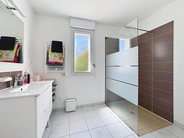 Maison de plain pied T4 - QUARTIER GRENOUX LAVAL - 87.77 m2