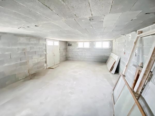 Dpt Gers (32), à vendre BARCELONNE DU GERS maison P6 de 156m² habitables + grand sous-sol et garage de 106 m² sur 3560m² de terrain