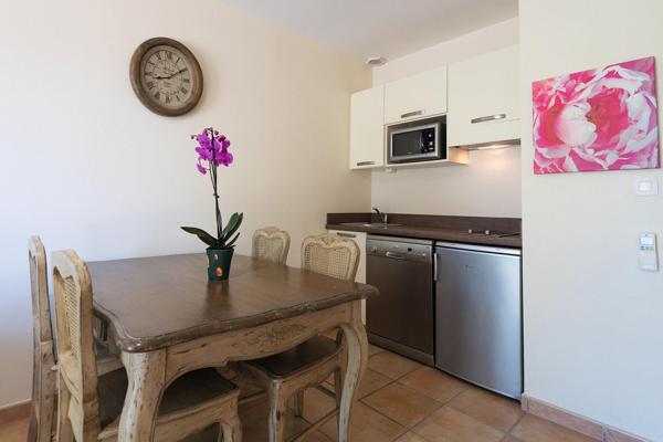 INVESTISSEMENT LOCATIF  Alvignac  Résidence de Tourisme Belambra Clubs Les Portes de Dordogne - 6.66 % de rentabilité