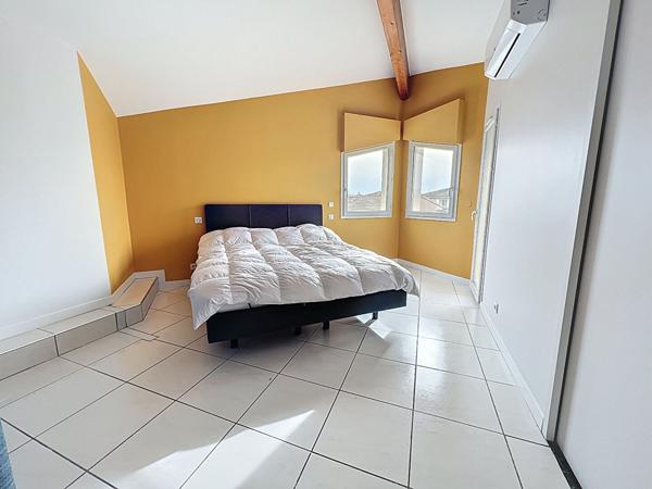 Valence le Grand Rousset superbe maison 6 pièces de 151 m2, 4 chambres et grand garage sur une parcelle de 554m² avec piscine