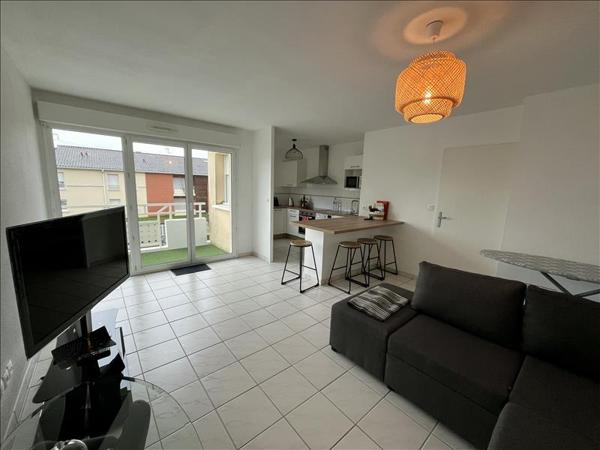 Appartement à louer |  AMBARES ET LAGRAVE |  2 pièces | 48 m²