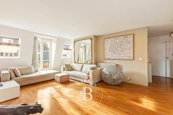 Paris 8ème, Appartement 3 Chambres -  134 m² à vendre