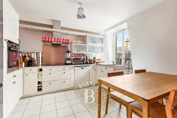 Paris 8ème, Appartement 3 Chambres -  134 m² à vendre