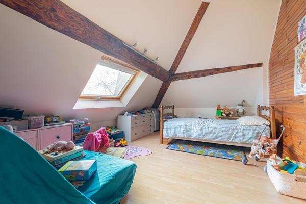 Appartement à ECULLY, 69130 - 5 pièces 199m²