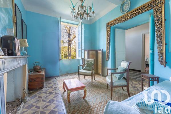 Bastide 9 pièces de 235 m² à Le Revest-les-Eaux (83200)