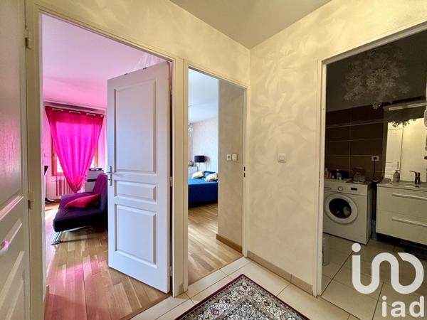 Appartement 3 pièces de 71 m² à La Tour-de-Salvagny (69890)