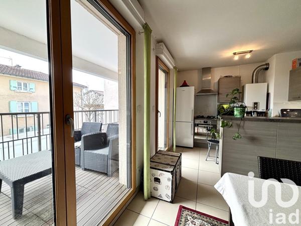 Appartement 3 pièces de 71 m² à La Tour-de-Salvagny (69890)
