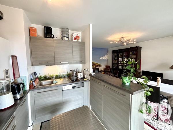 Appartement 3 pièces de 71 m² à La Tour-de-Salvagny (69890)