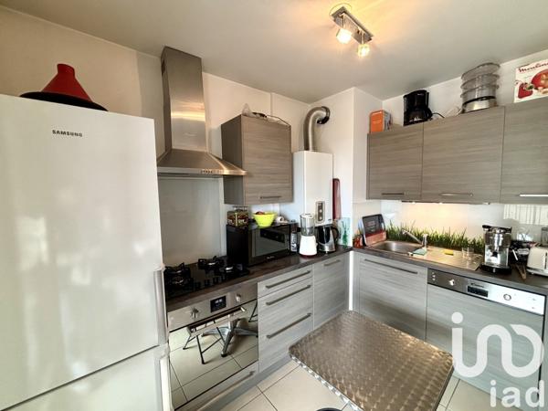 Appartement 3 pièces de 71 m² à La Tour-de-Salvagny (69890)